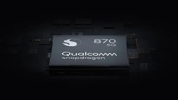 Erőteljes Snapdragon 870 5G lapkakészlettel